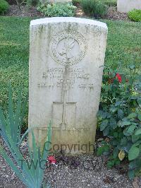 Cassino War Cemetery - Du Preez, E W